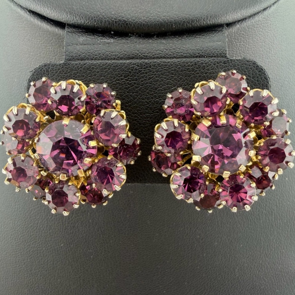 Vintage Womens Purple Rhinestone Cluster Clip On Earrings Gold Tone Mid Century